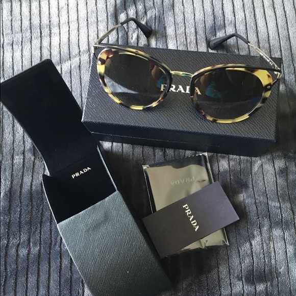 Prada Accessories - PRADA sunglasses